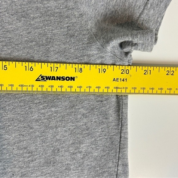 Reebok Grey Logo Crewneck Short Sleeve T-shirt M - Picture 6 of 8